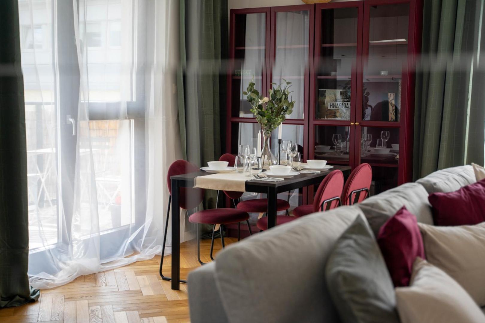 Skierniewicka Apt - Parking, Workspace, Balcony - By Rentujemy Варшава Экстерьер фото