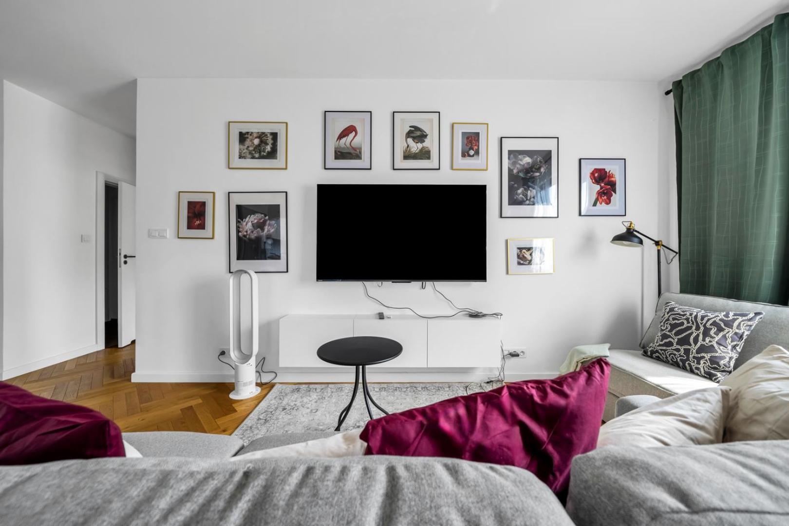 Skierniewicka Apt - Parking, Workspace, Balcony - By Rentujemy Варшава Экстерьер фото